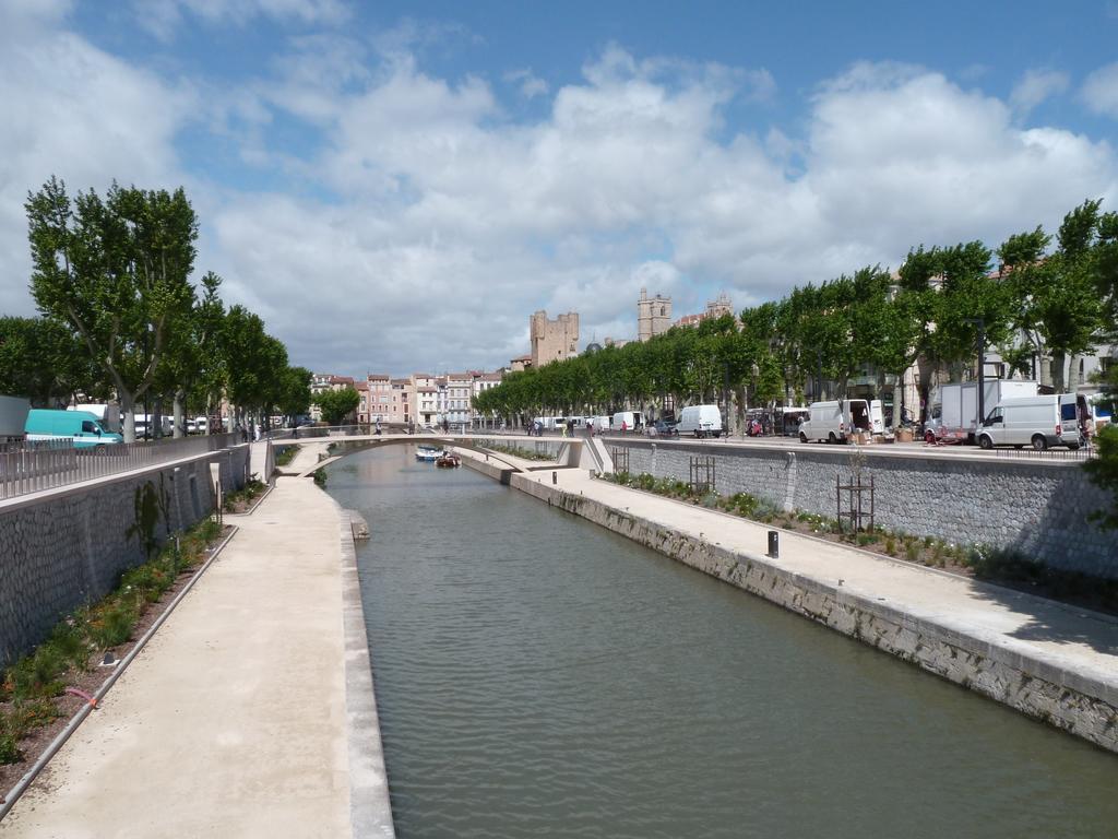 La De La Cathedrale Narbonne